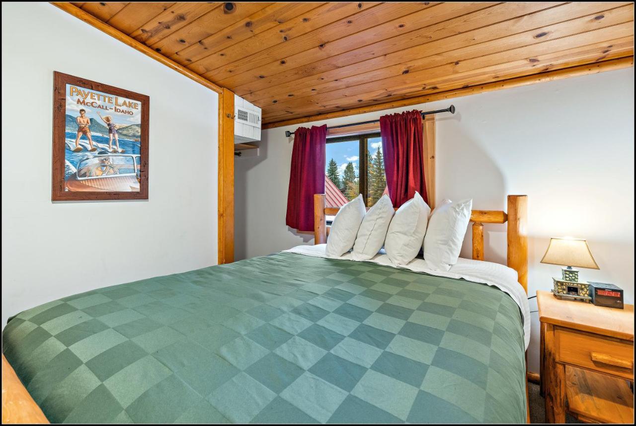 Brundage Hotel 2*